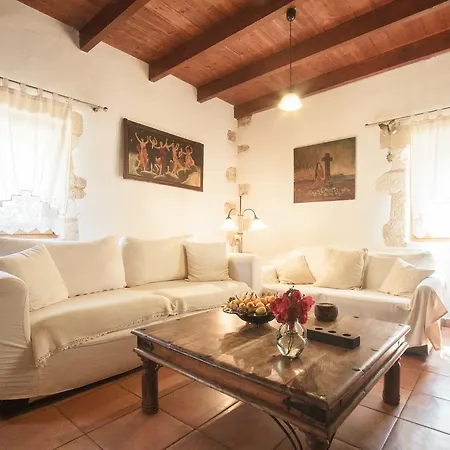 Σπίτι διακοπών Traditional Elegant Cretan Stone For Families *