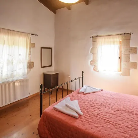 Traditional Elegant Cretan Stone For Families Chania (Crete)