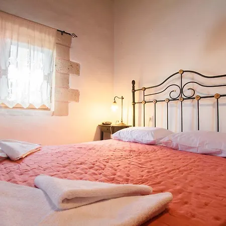 Traditional Elegant Cretan Stone For Families * Chania (Crete)