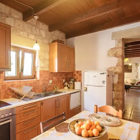 Traditional Elegant Cretan Stone For Families Holiday home Chania (Crete)