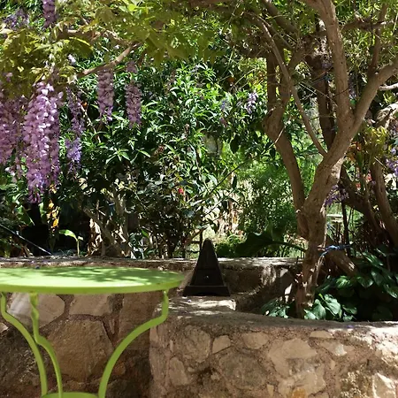 Traditional Elegant Cretan Stone For Families Chania (Crete)