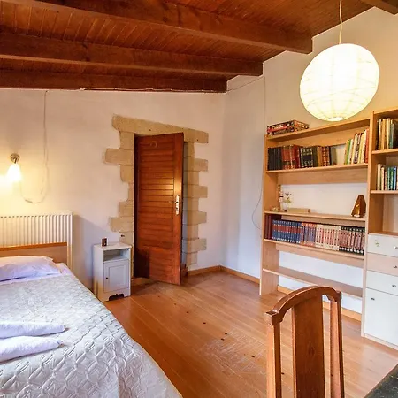 Holiday home Traditional Elegant Cretan Stone For Families *